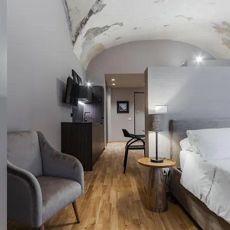 Ferrini - Le Concerie 아파트 카타니아